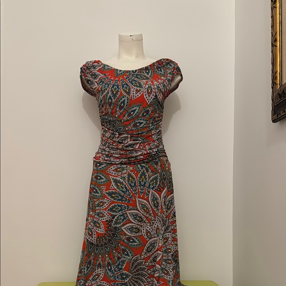 Red and Blue Ruched Sheath Midi Dress with Puff Cap Sleeves